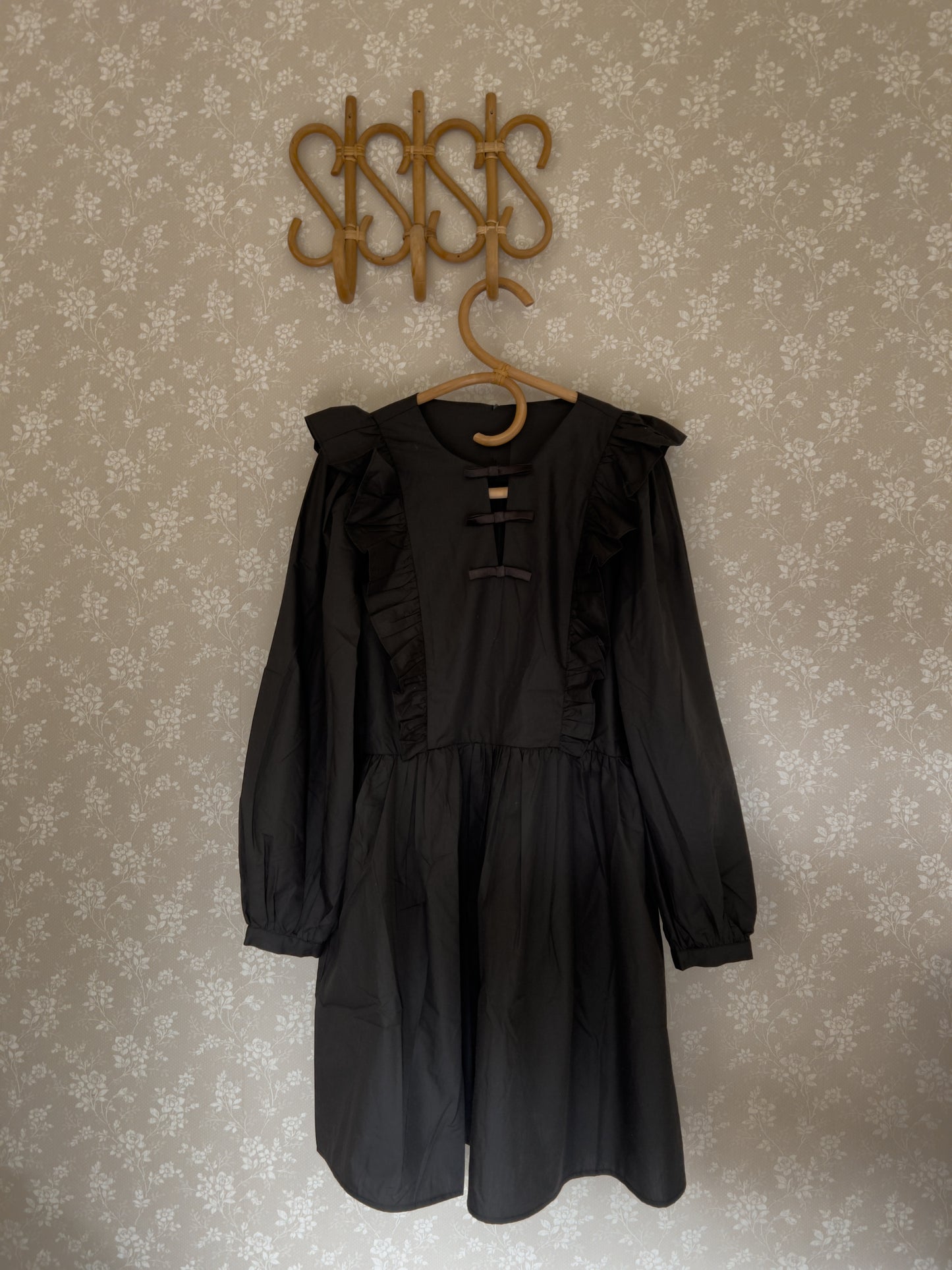 Stories from the atelier by cph | Dream Dress - Black