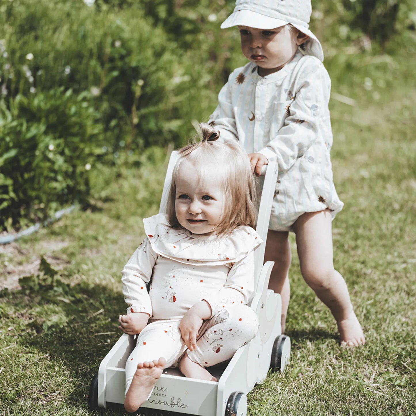 That`s Mine | Ella Kragebody - Lady Bunnies