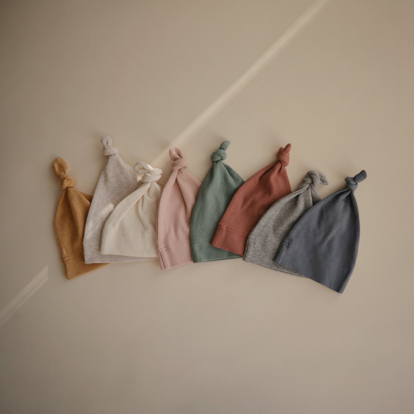 Mushie | Ribbed Baby Beanie