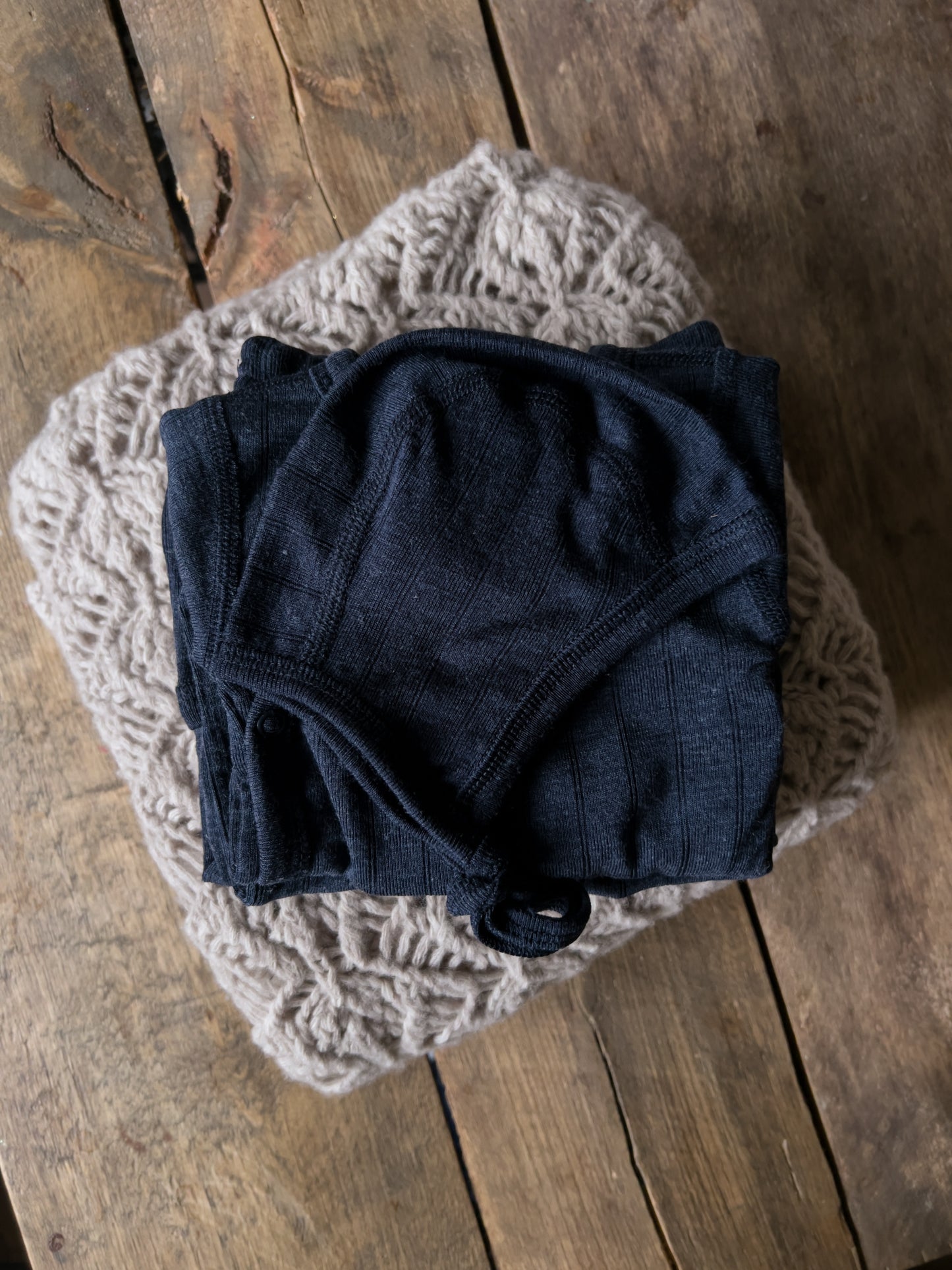 Joha Baby | Omslagsbody i ull/silke - Navy