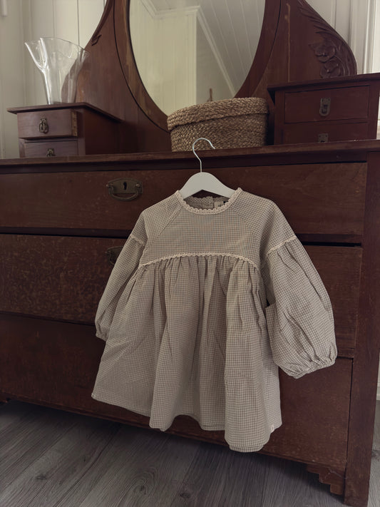 Lil Atelier Foleno kjole – Moss Gray