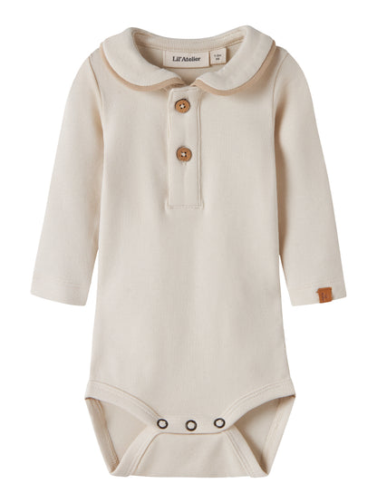 Lil Atelier Fundo slim body bestefarhals baby – Turtledove, bilde 4