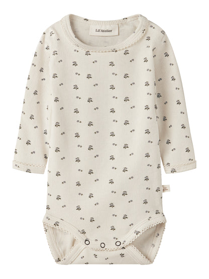 Lil Atelier Baby | Lago Mau Slim Body - Turtledove Blue Flower
