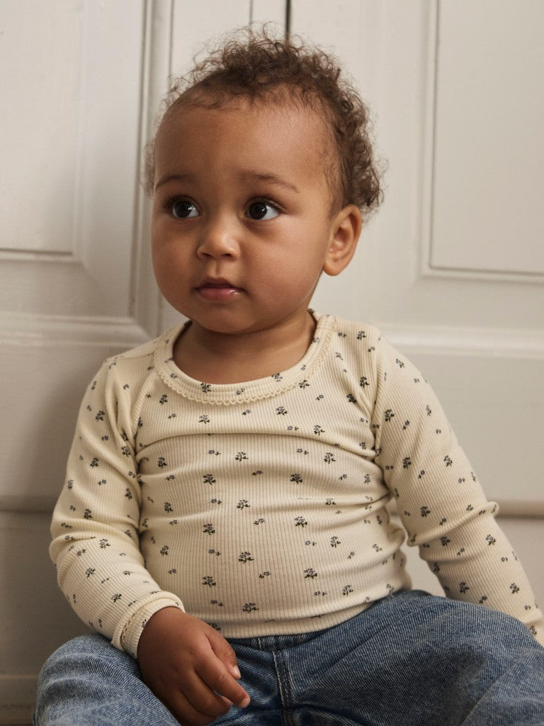 Lil Atelier Baby | Lago Mau Slim Body - Turtledove Blue Flower