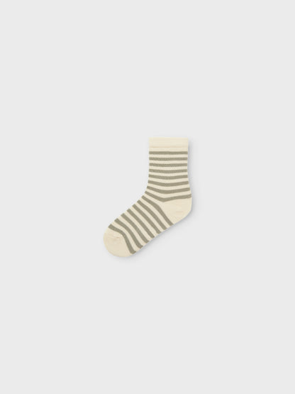 Lil Atelier | Diogo stripe sokker - Forest Fog