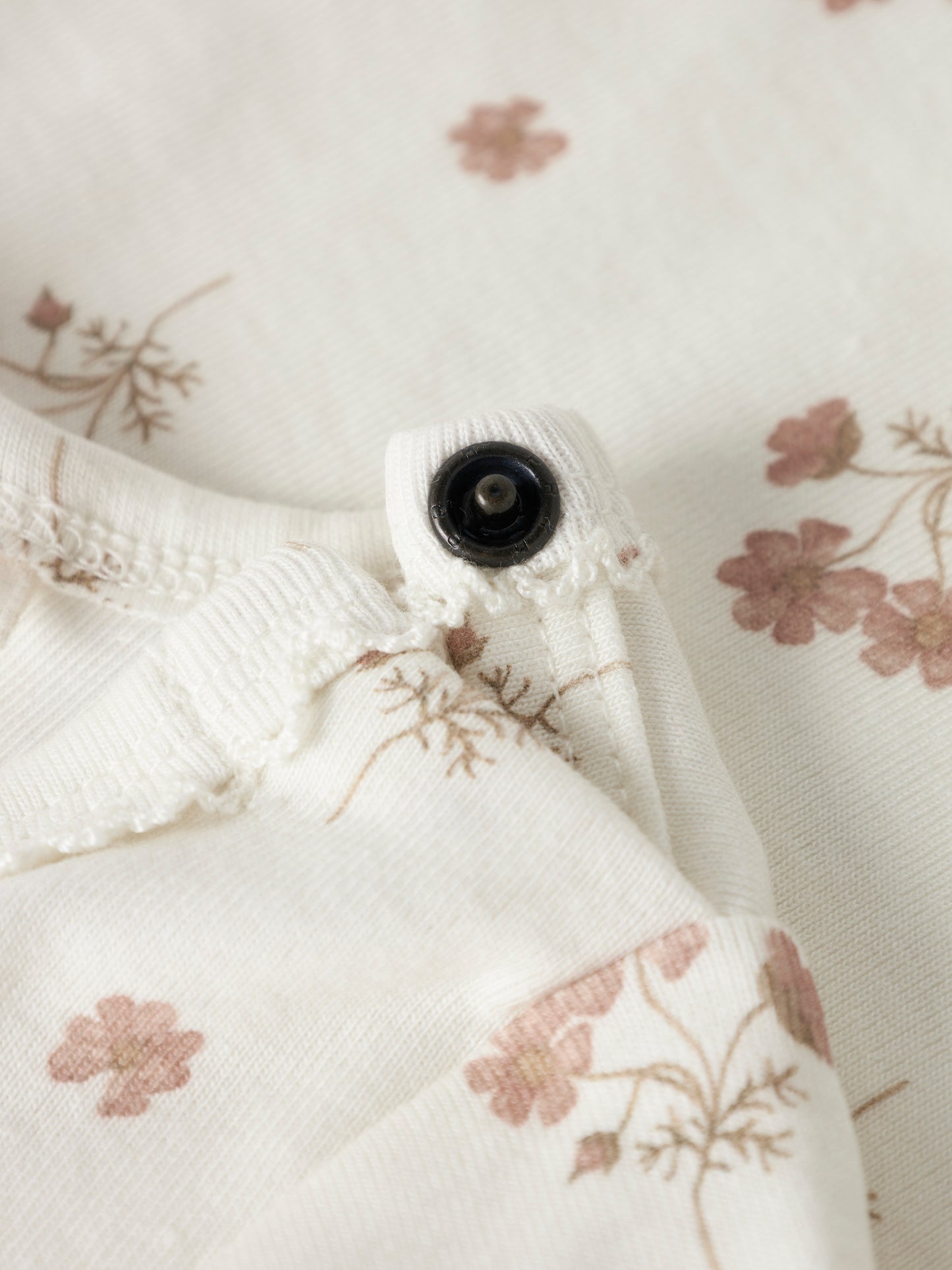 Lil Atelier BABY | Layo Slim Body - Coconut Milk FLOWER PINK