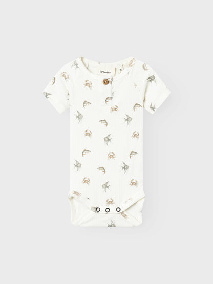 Lil Atelier Baby | Gio Slim Body Shirt - Coconut Milk Crab