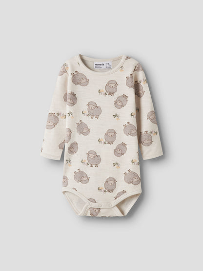 Name it BABY | Wup Mellomtykk ullbody - Peyote Melange Sheep